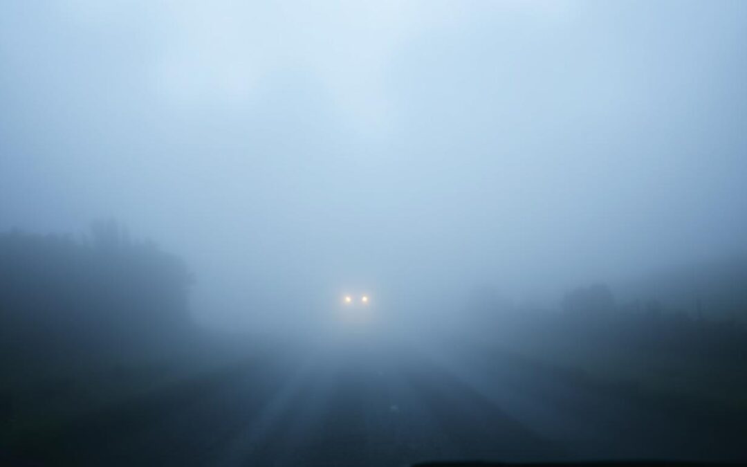 Are there any guidelines for taking driving lessons in adverse weather conditions in South Africa
